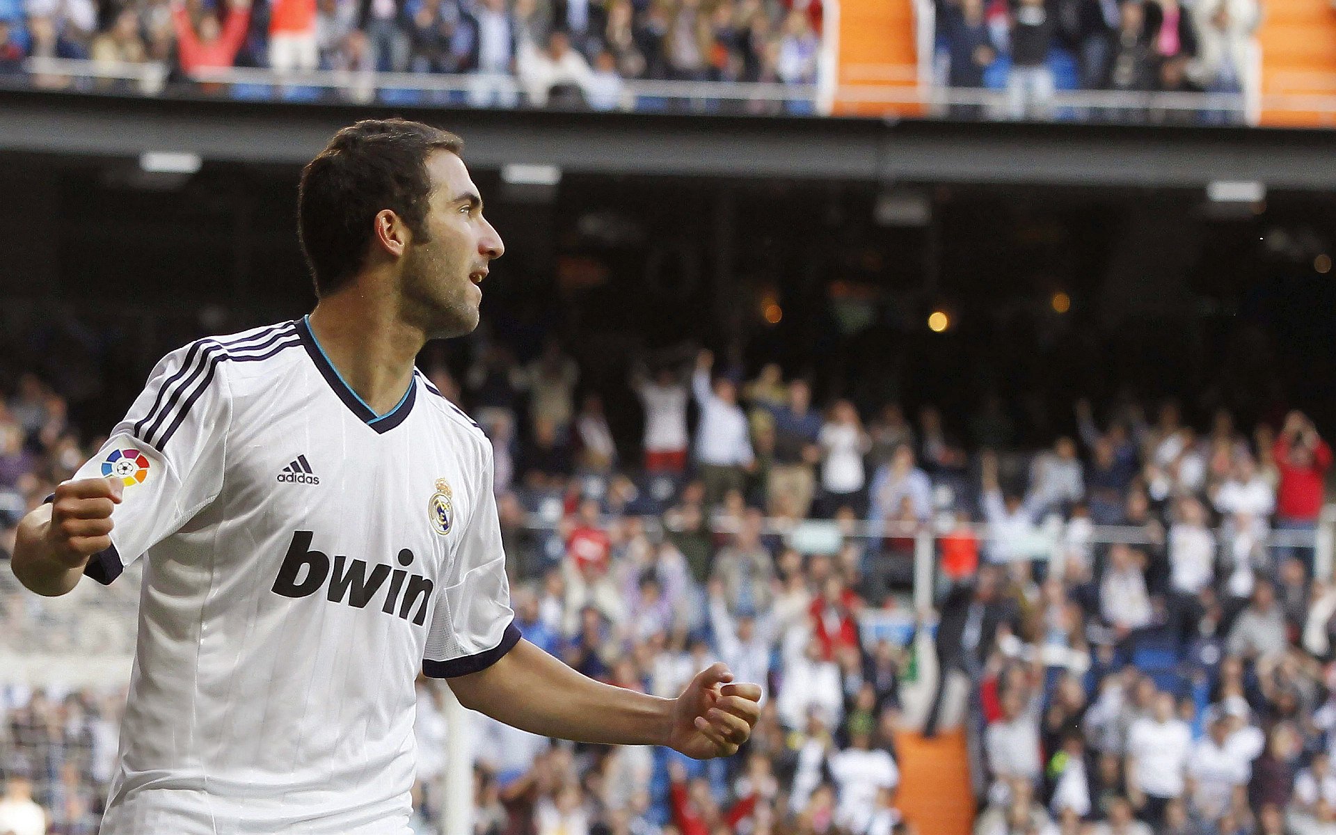 “意甲赛场再爆精彩瞬间，逆转戏码不断”，意甲赛制介绍